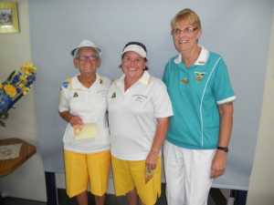 Winners District Pairs 2011 with President Lesley