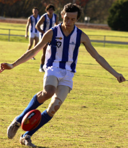 EGFNL Football 2013 Round 8 Wy Yung v Paynesville Seniors